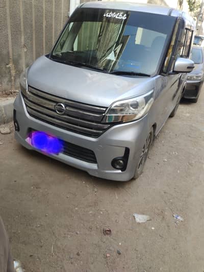 Nissan dayz roox highway star 2014 / 2017