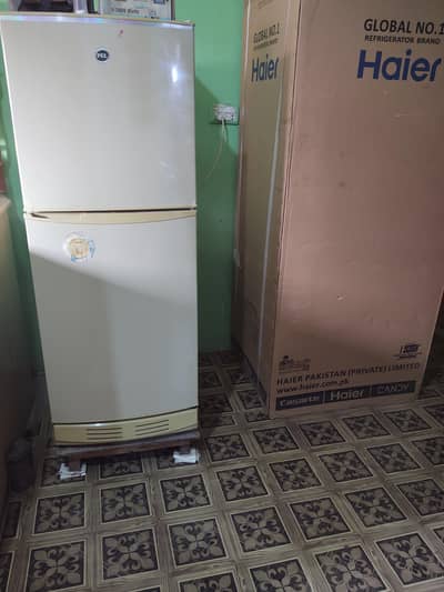 Refrigerator used