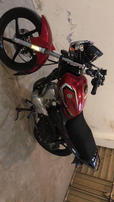 Yamaha YB 125Z DX – Red – Excellent Condition