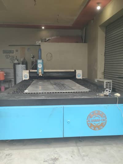 CNC FAIBER  LASER CUTTING MACHINE