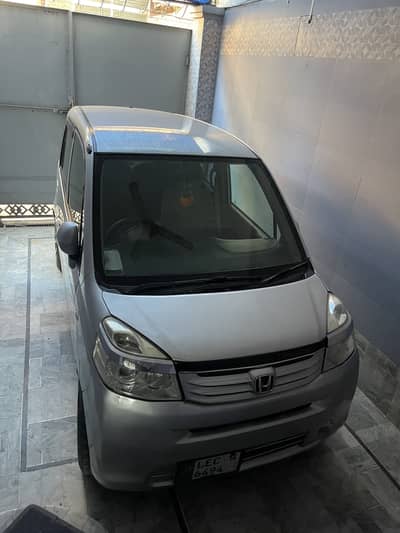 Honda Life 2014