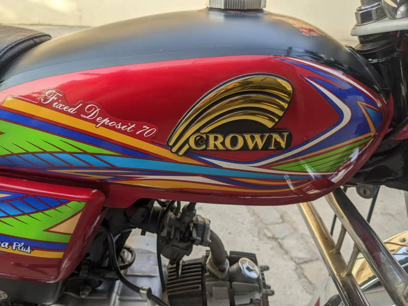 Crown 5