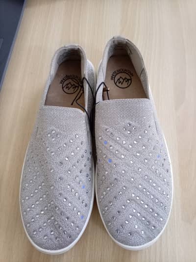 WHITE MOUNTAIN Women's Upbring Rhinestoned Woven Knit Sneaker #7.5