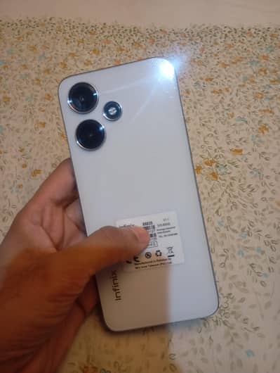 Infinix Hot 30 Play