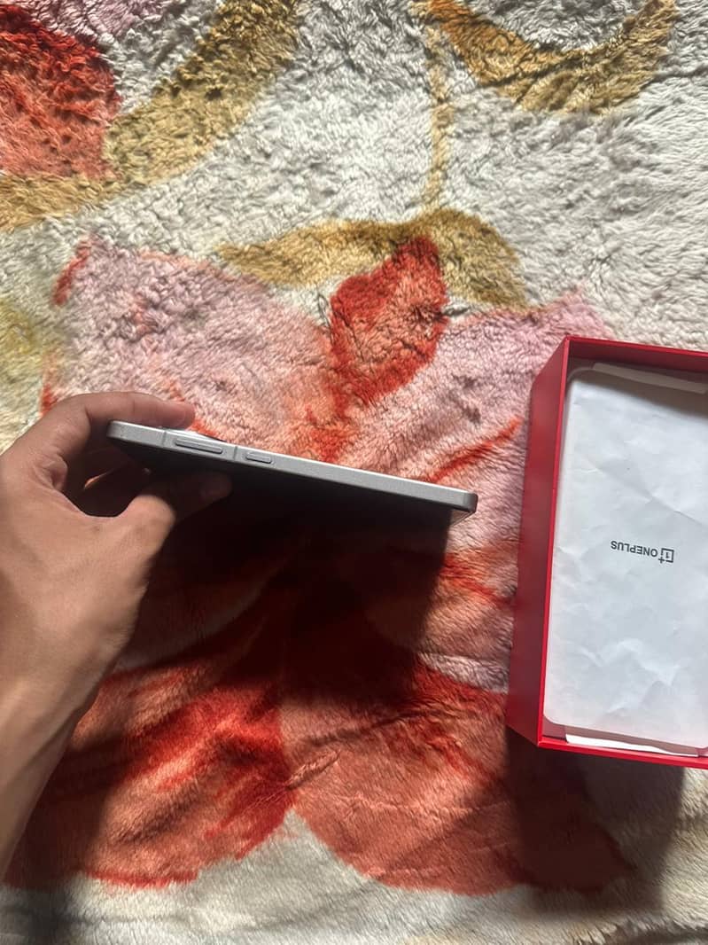 One Plus Ace 5 8