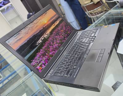Dell precision m6800 i7 4thMQ with 4GB Nvida Graphics