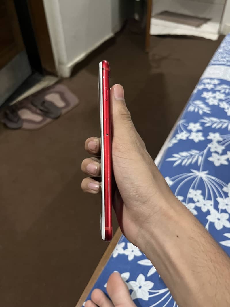Apple iPhone 7 Plus 3
