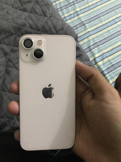 Apple iPhone 13