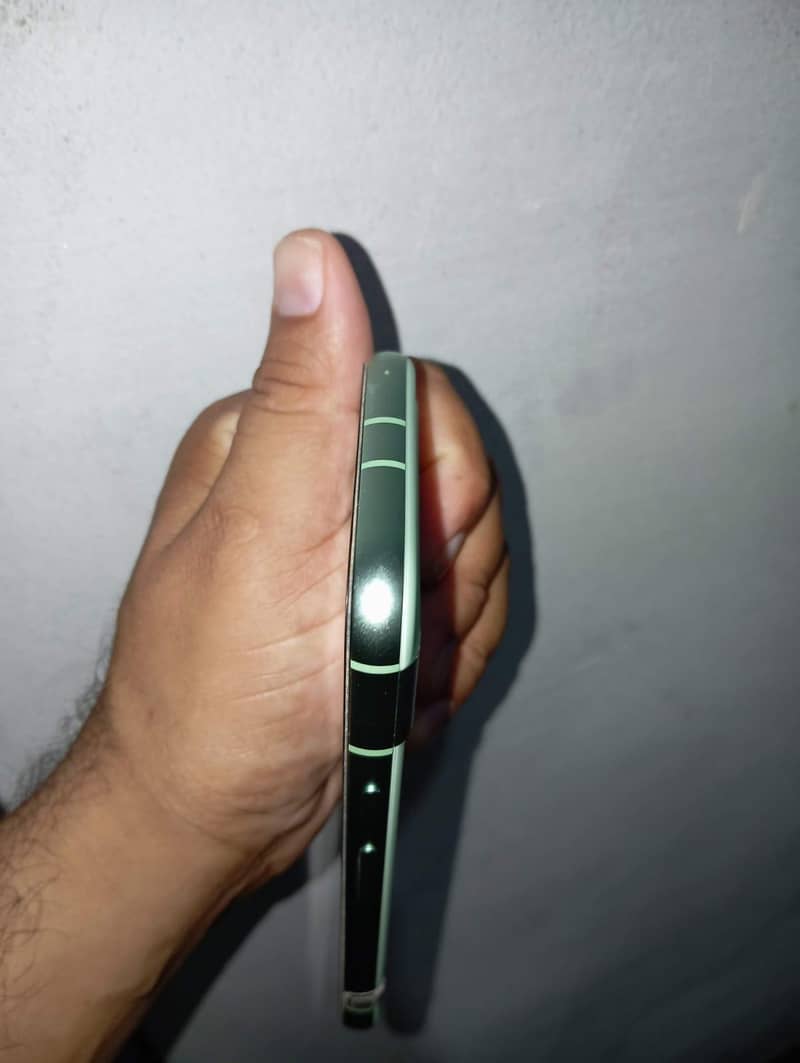 Google Pixel 8a 2