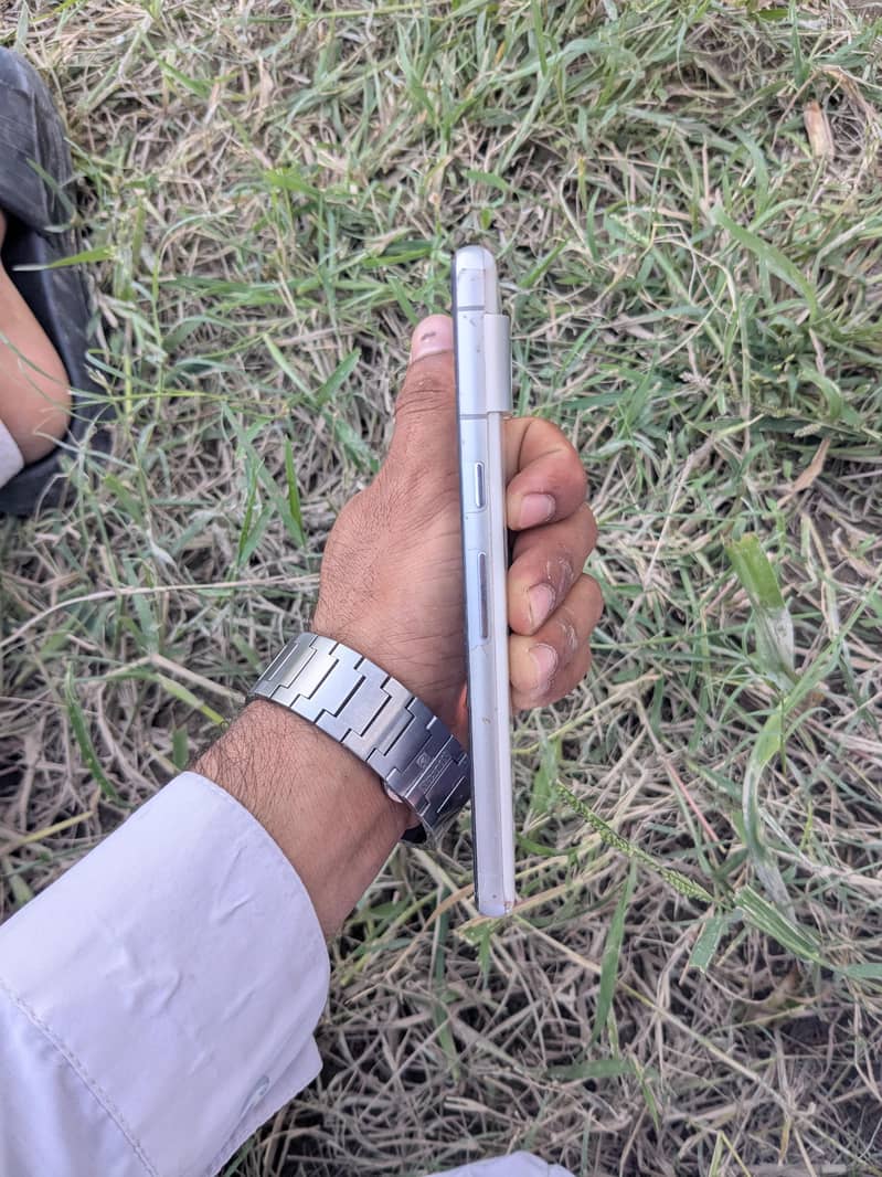 Google pixel 7 4