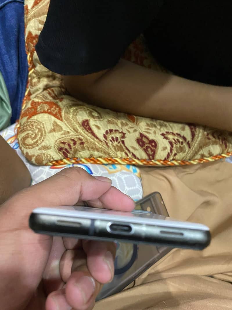 Google Pixel 6 5