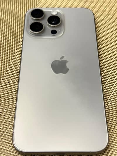 Apple iPhone 15 Pro Max