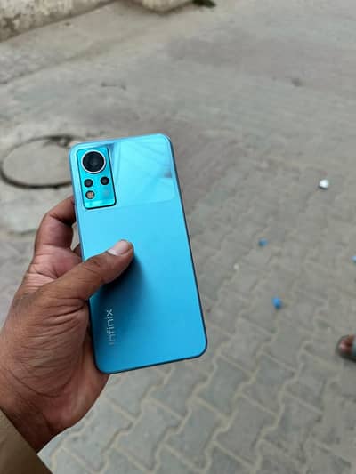 Infinix Note 12