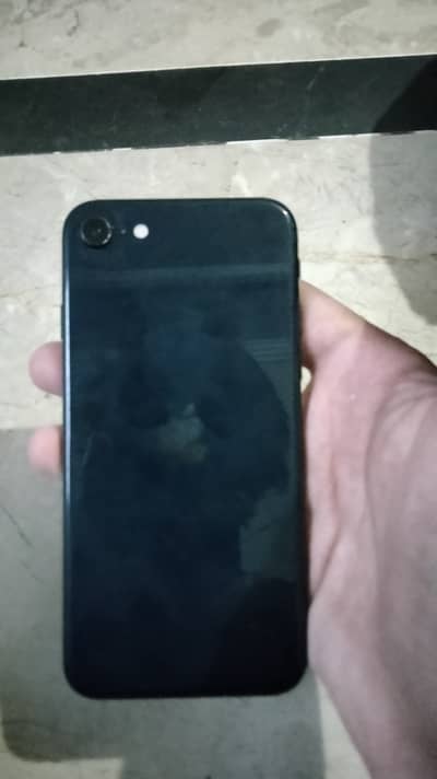 Apple iPhone SE (3rd gen)