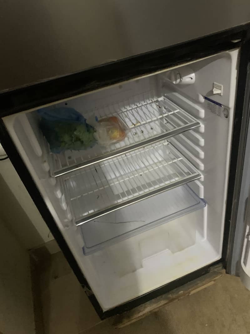 Orient Fridge 2
