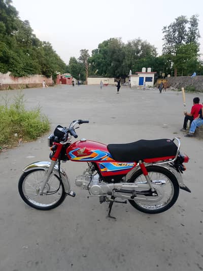 HONDA CD 70