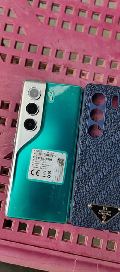 tecno cammon 40 pro 2 months warrenty (exchange possibe with s22 ultra