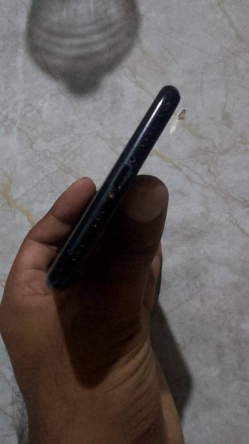 Apple iPhone 7 Plus 2