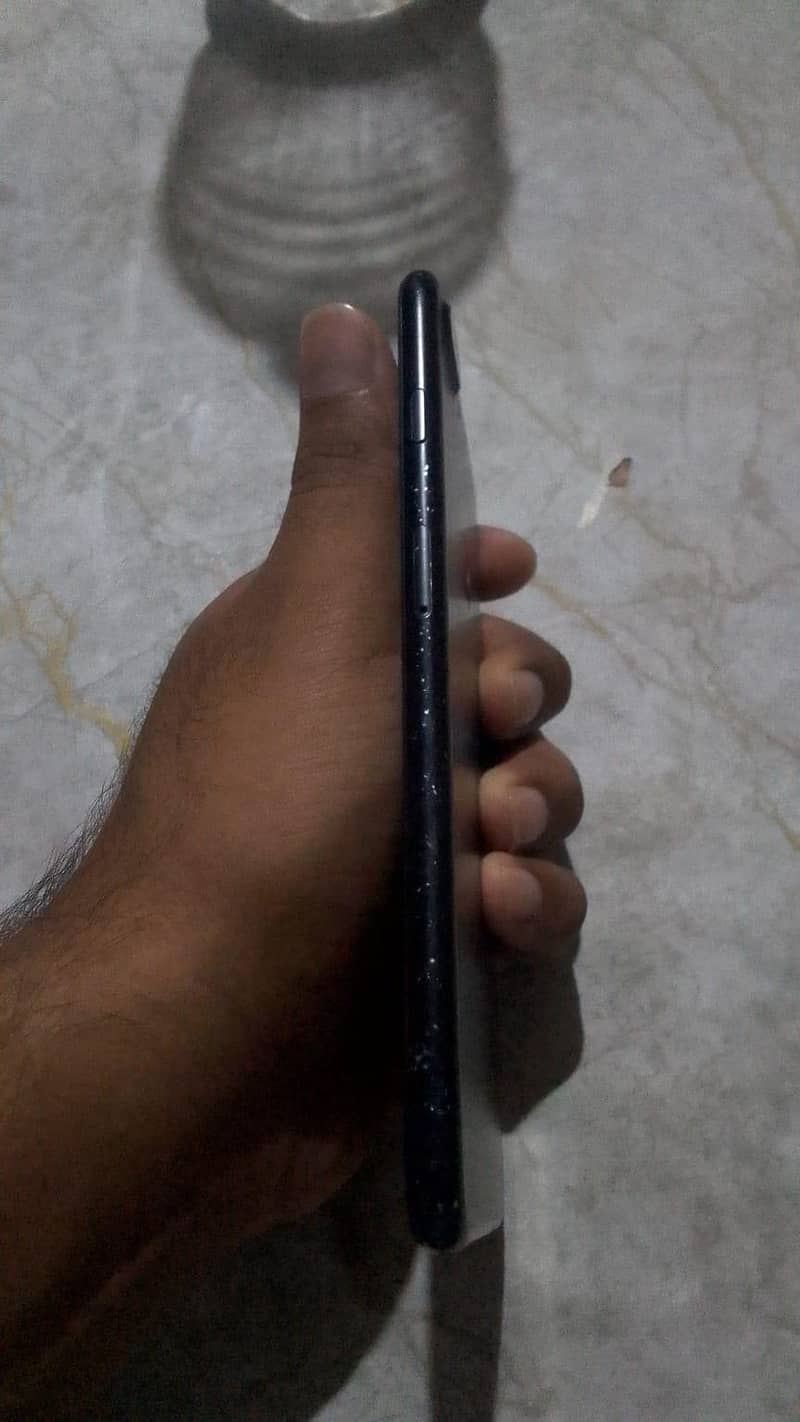 Apple iPhone 7 Plus 4
