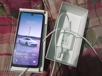 Tecno Camon 19
