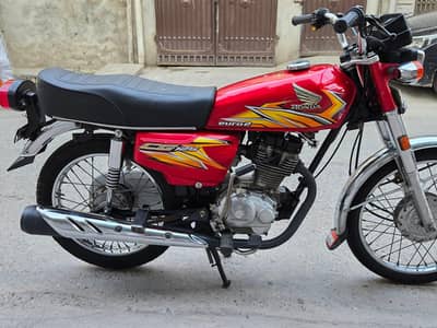 Honda 125 model 2020/2021 Lahore number