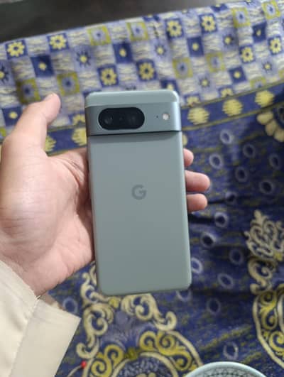Google Pixel 8