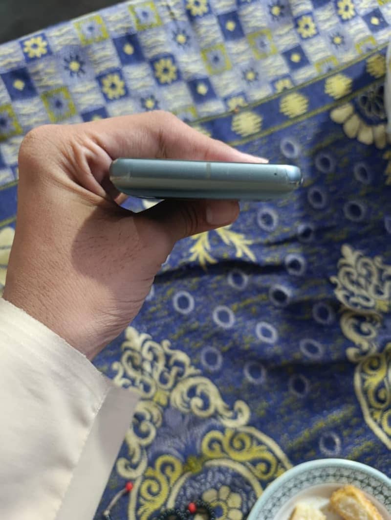Google Pixel 8 5