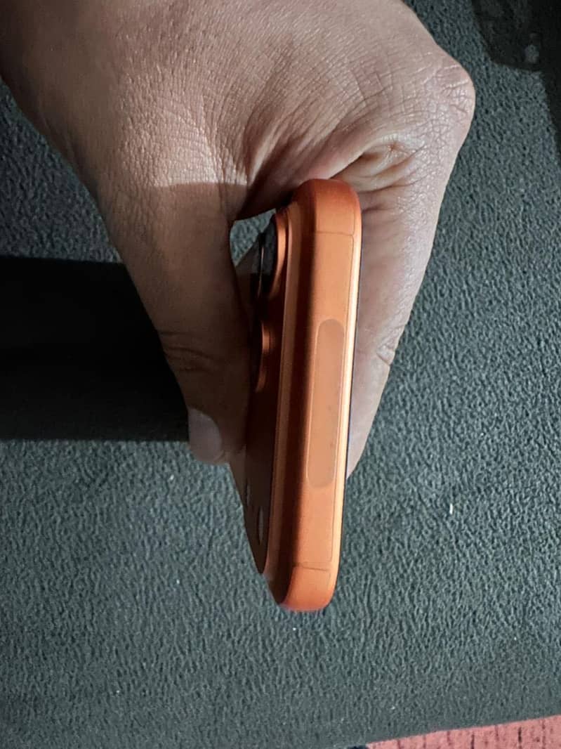 Apple iPhone 17 Pro Max 1