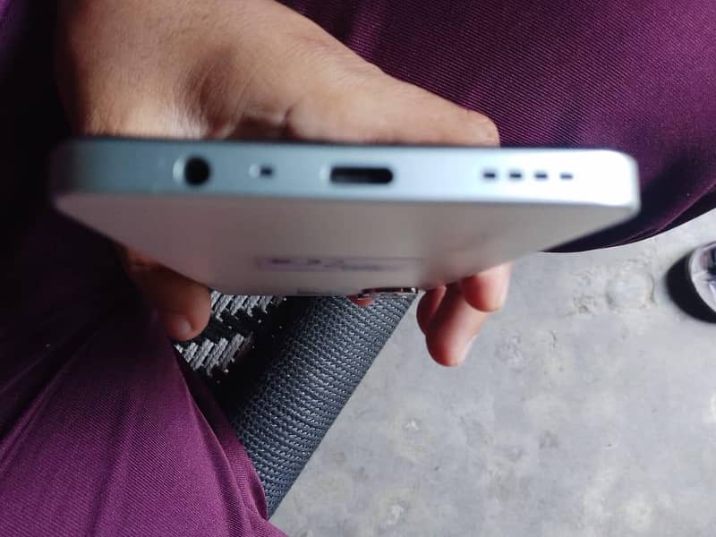 real me Note 60X 3