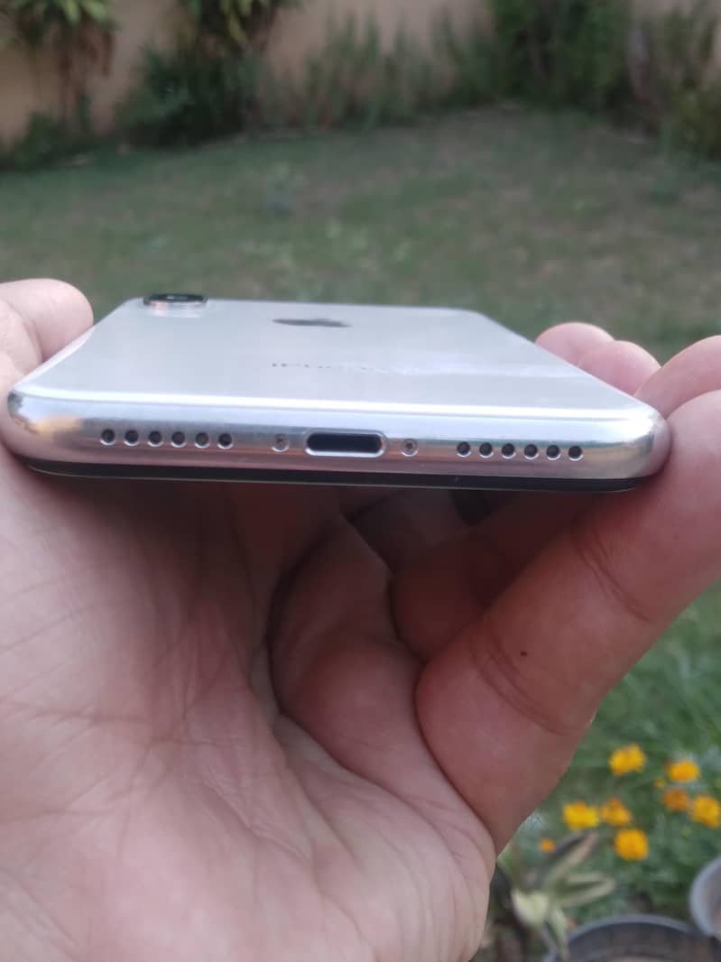Apple iPhone X 2