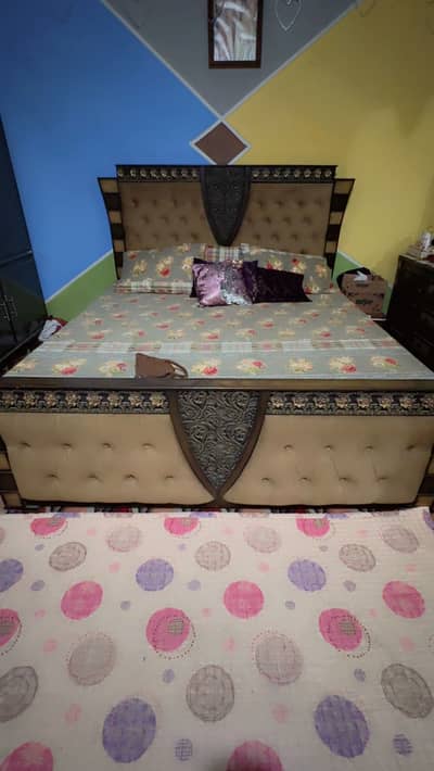 Complete Bedroom Set for Sale – Bed, Dressing Table & 2 Side Tablle