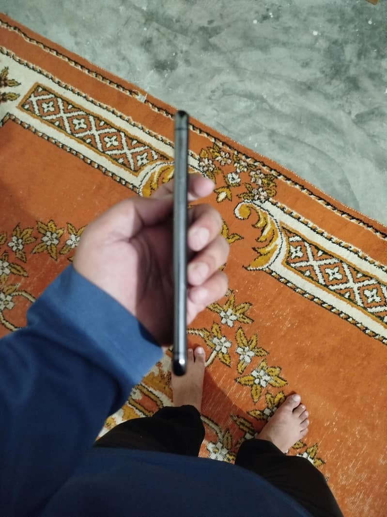 Apple iPhone X 2