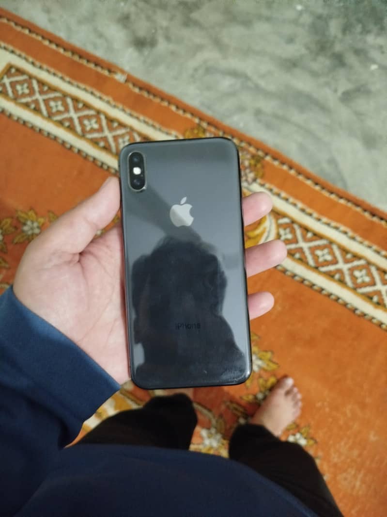 Apple iPhone X 3