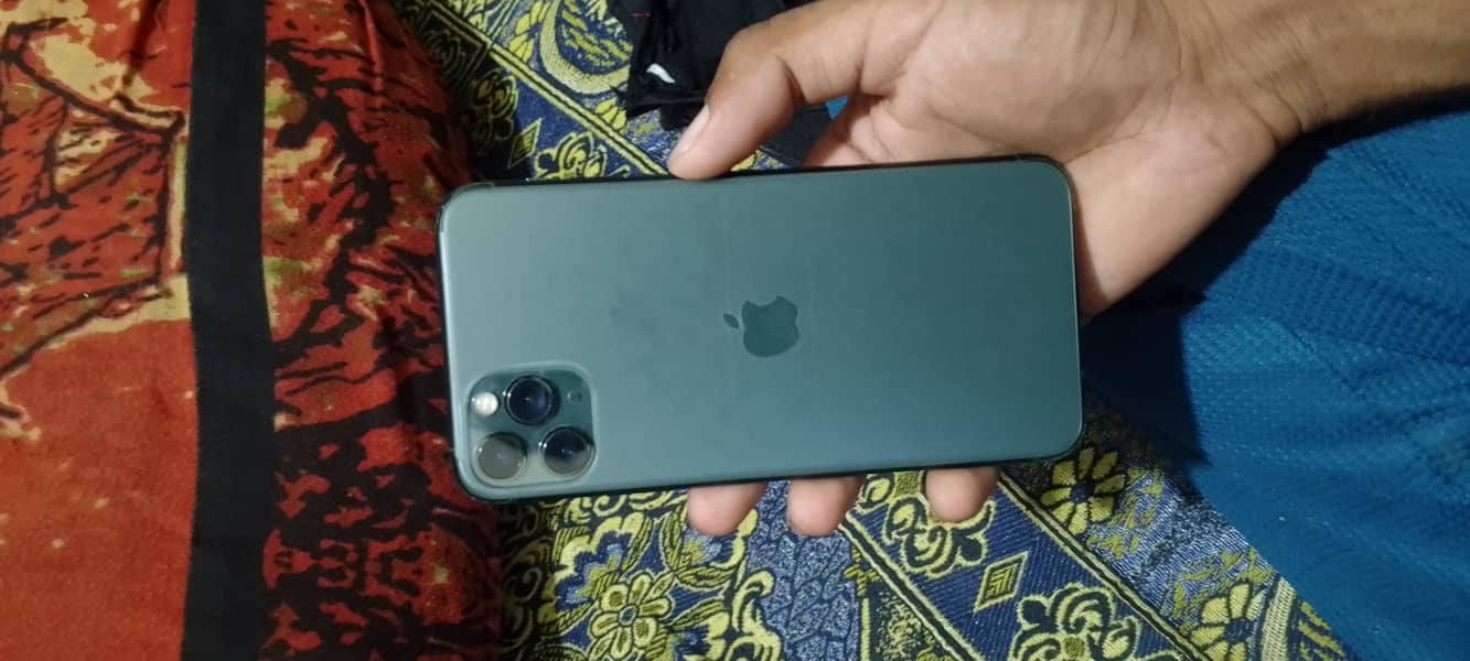 Apple iPhone 11 Pro Max 0