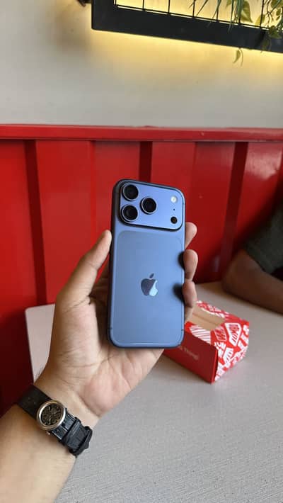 iPhone 17 Pro jv 256gb 100BH