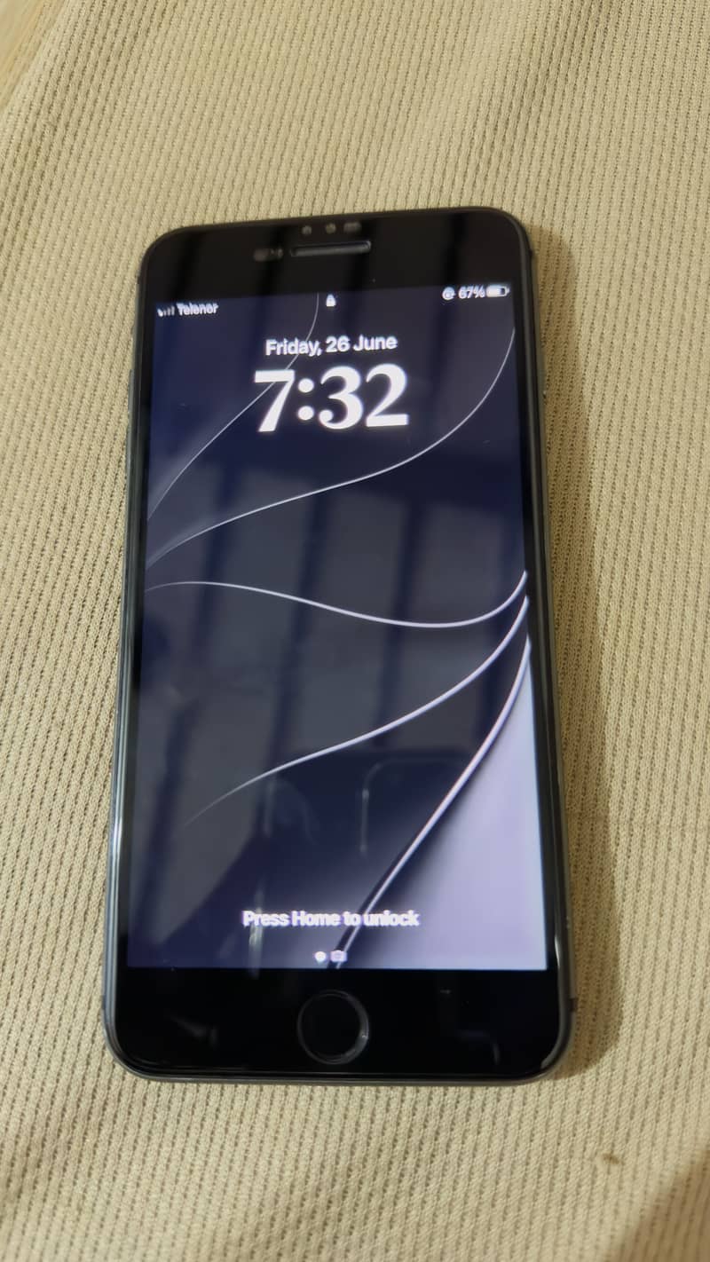 Apple iPhone 8 Plus 2