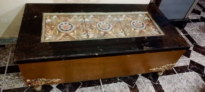 Centre table
