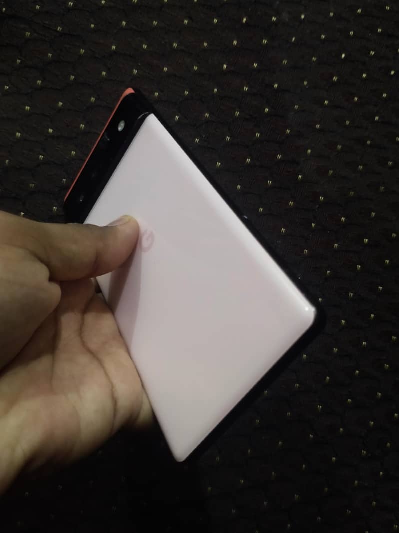 Google Pixel 6 3