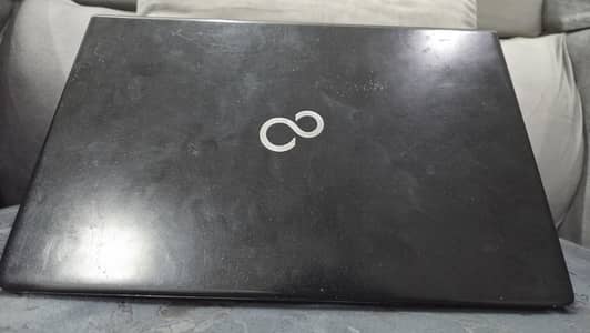 Fujitsu Life Book S Series i5 6th gen