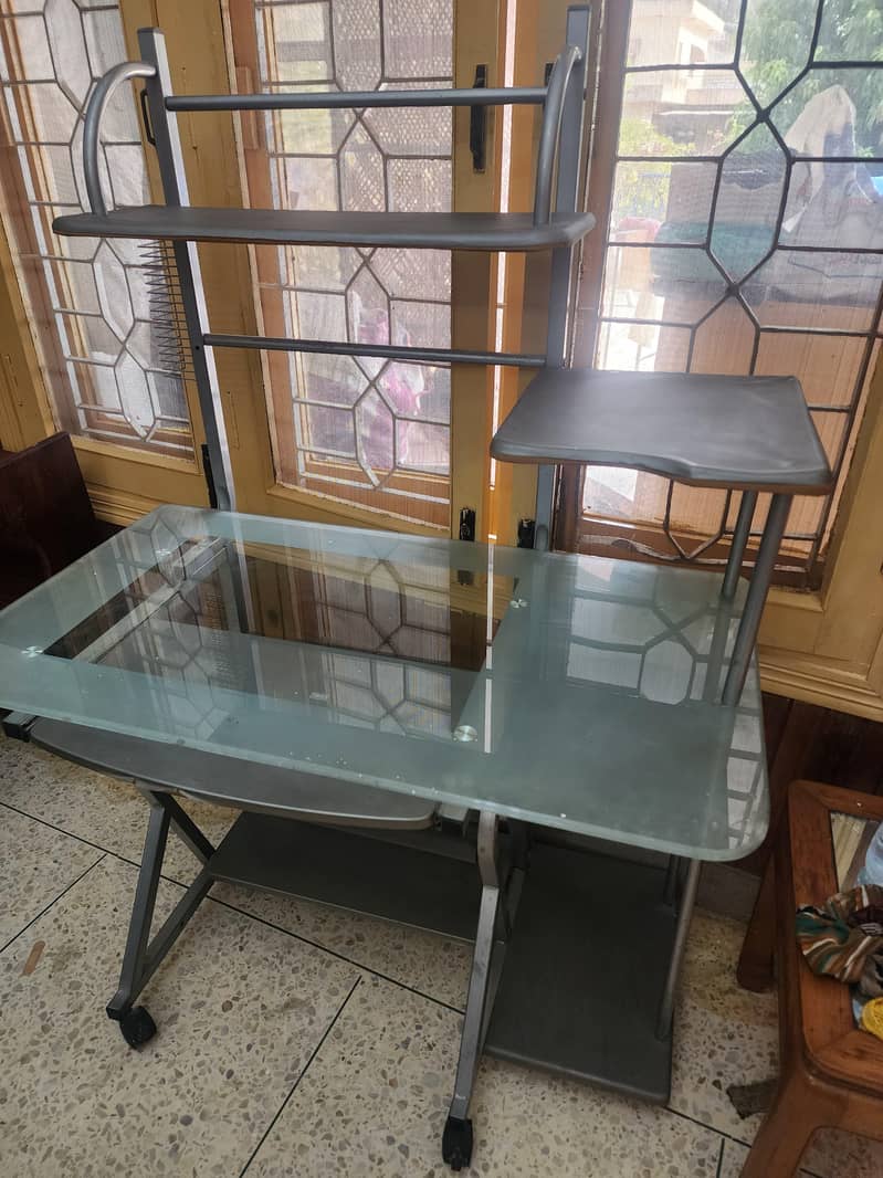 glass computer table 2