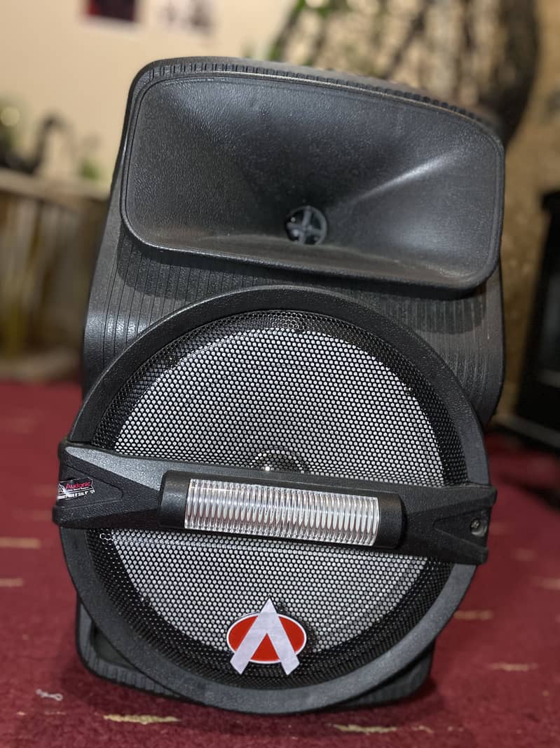 Audionic classis masti 85 5