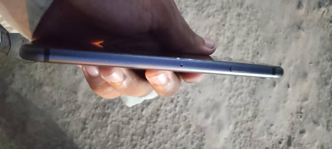 Apple iPhone 8 2