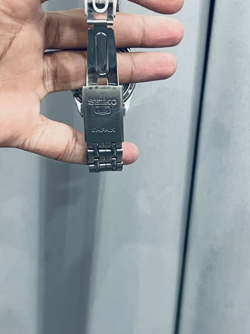 Seiko 5 Automatic 4