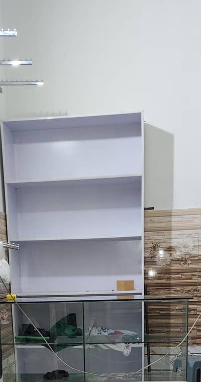 Rack wooden (Almari)