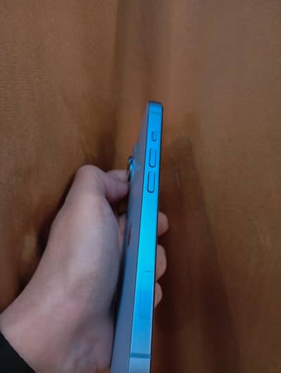 Apple iPhone 14
