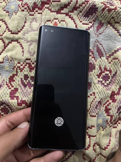 Tecno AC8.     ( . 8/256  Non pta)