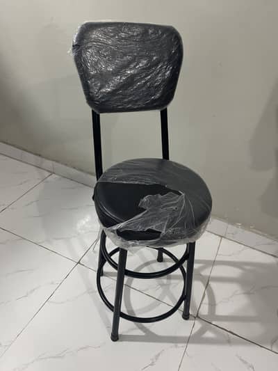 2.5 feet stool