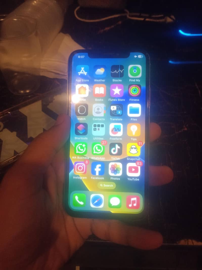 Apple iPhone X 2
