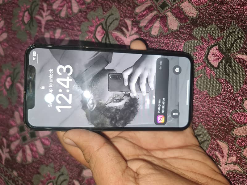 Apple iPhone X 5
