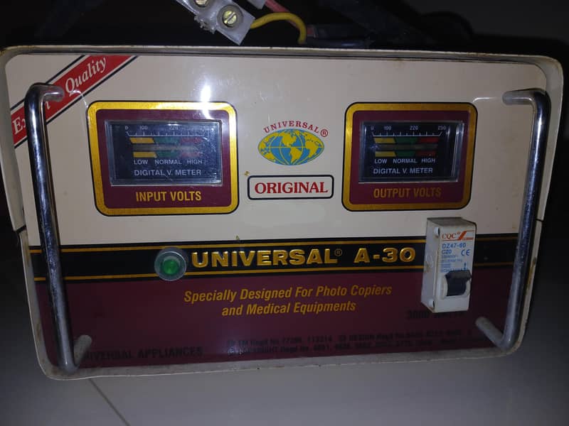 A 30 universal 3000 watts Automatic stablizer 0